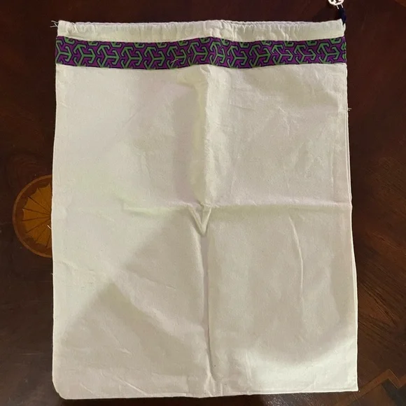 Tory Burch dust bags (set of 6) - Picture 3 of 5